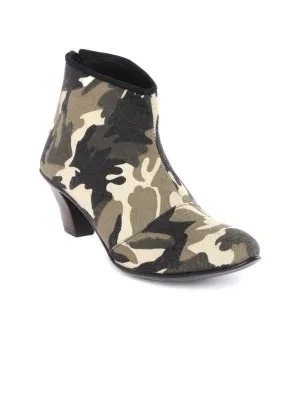 Camouflage Print Grey Handcrafted Ankle-Length Heeled Boots