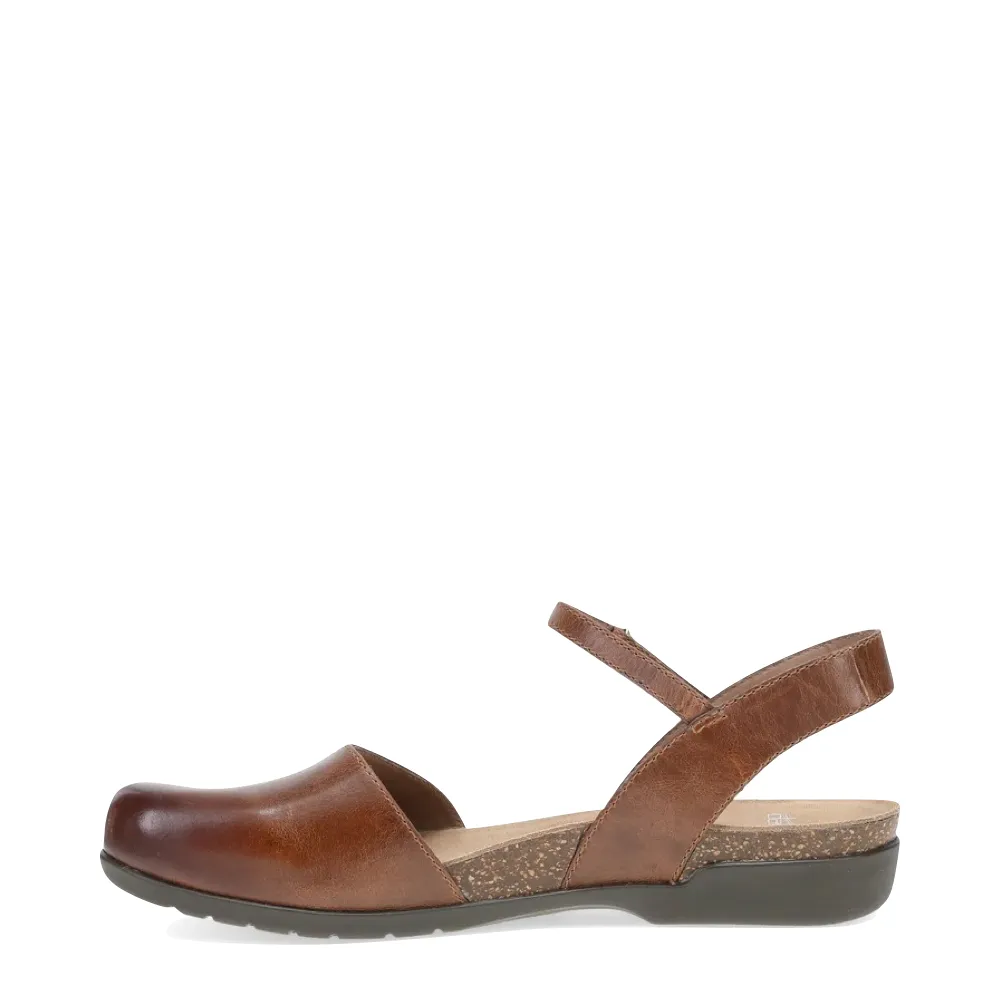 Dansko Women's Rowan Closed Toe Sandal in Tan Waxy Leather