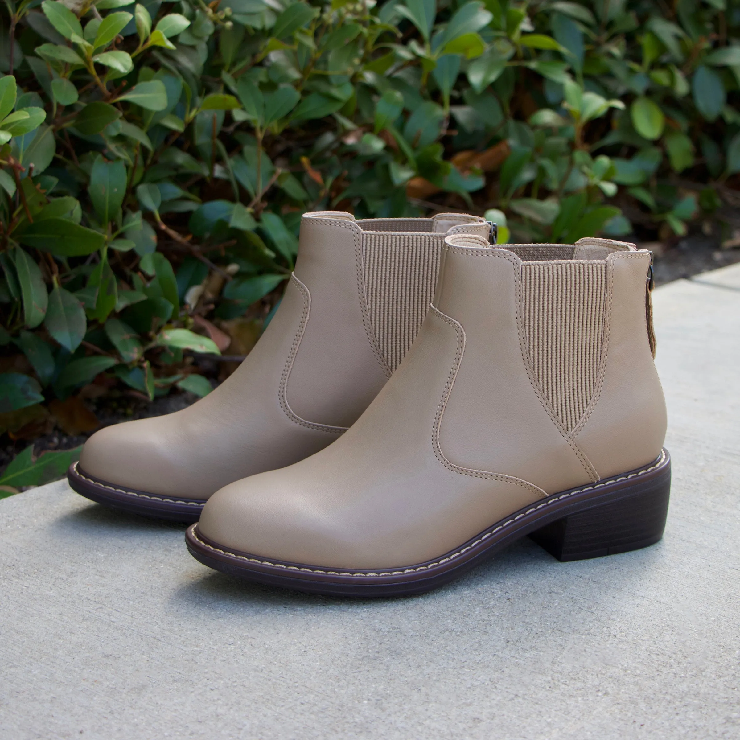 Meadow Beige Boot