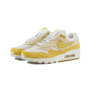 Nike - W Air Max 90/1 (Guava Ice/Wheat Gold)