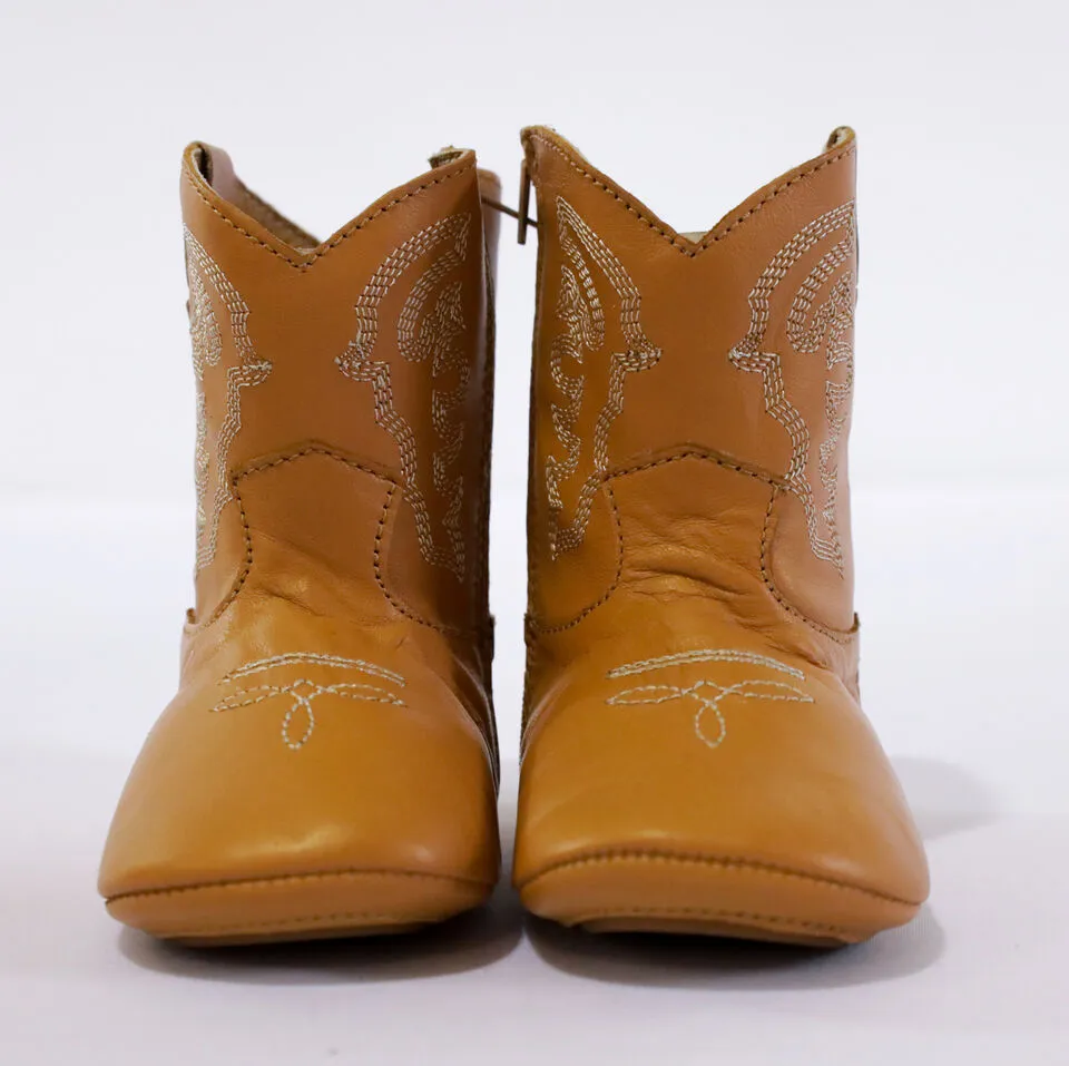 Plano Boot, Honey