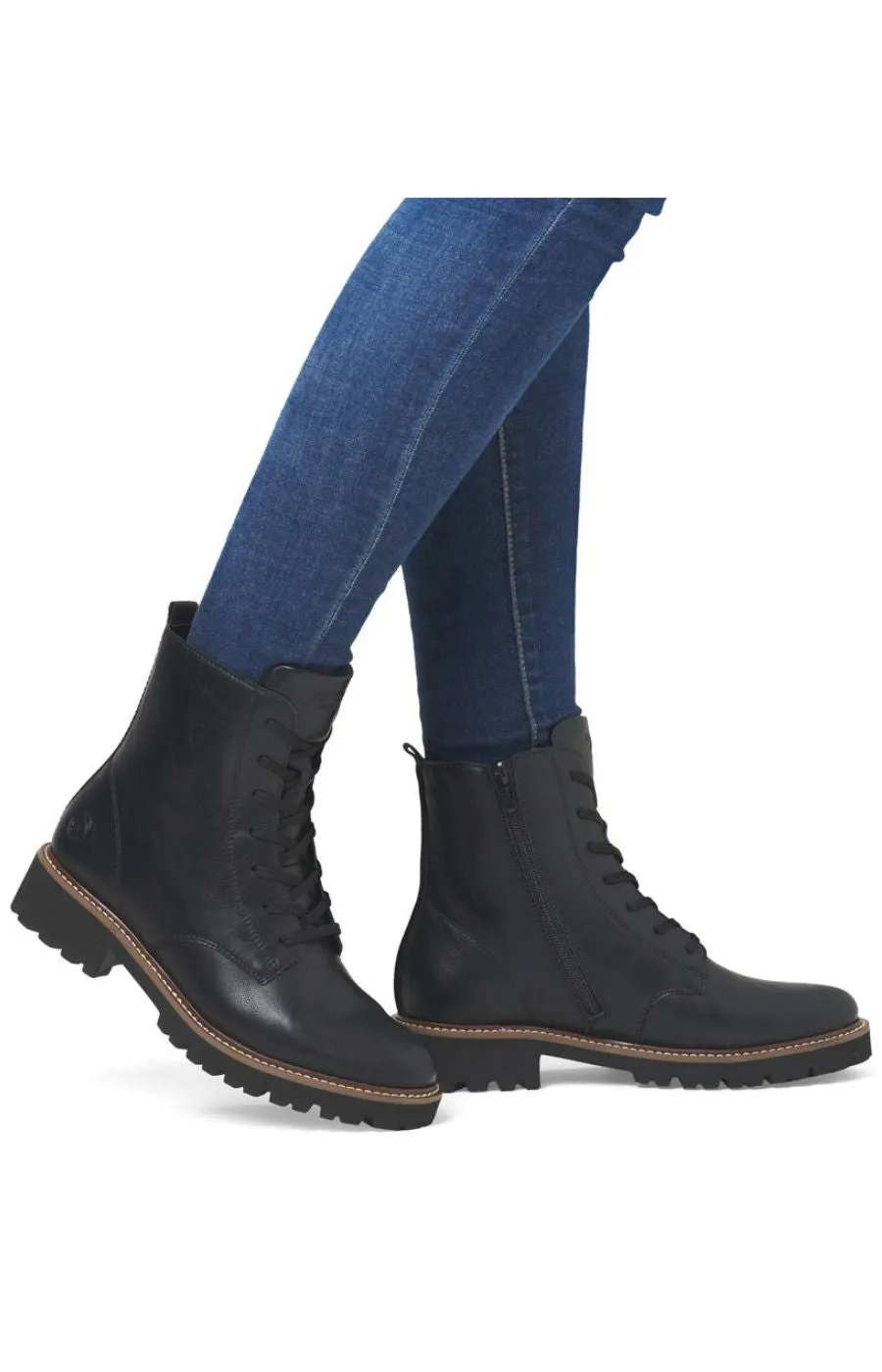 Remonte Lace Up Boots in Black